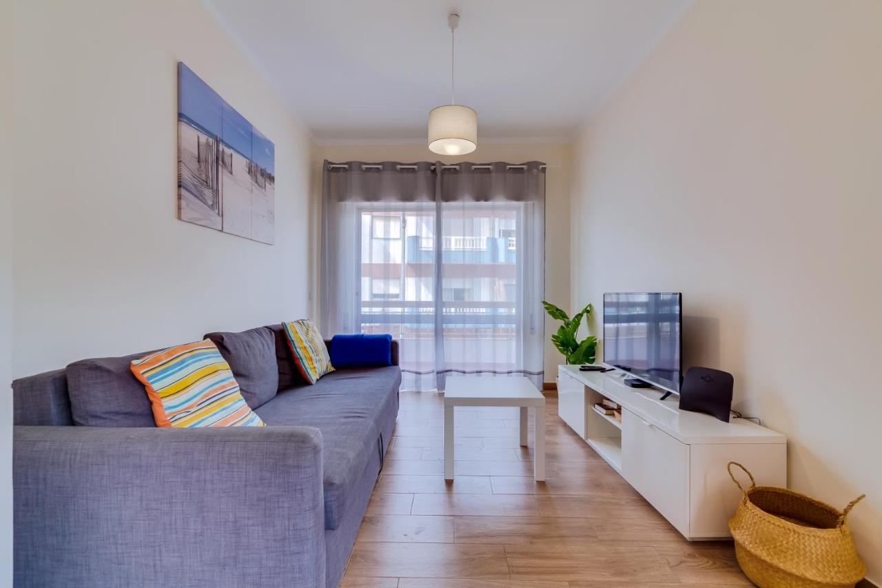 Quarteira 2Br - Near The Beach At Homesbyfc Exterior foto